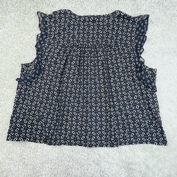 Lucky Brand Navy blue white Sleeveless Ruffle floral geometric Navy Blue 2X - Picture 3 of 9